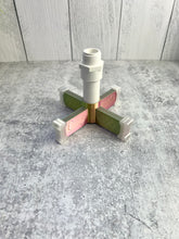 Load image into Gallery viewer, Dog Bowl Insert - 32 oz Hoggie Doggie - Cup Turner Accessory