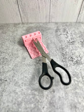 Load image into Gallery viewer, CLEARANCE - UV Adapter for Scissors - Glitter Scissor Adapter