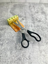 Load image into Gallery viewer, CLEARANCE - UV Adapter for Scissors - Glitter Scissor Adapter