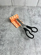 Load image into Gallery viewer, CLEARANCE - UV Adapter for Scissors - Glitter Scissor Adapter