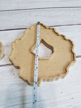 Load image into Gallery viewer, CLEARANCE - Set of 2 Hollow Geode Blanks for acrylic pouring or resin art (6 inch)
