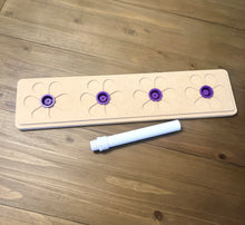 Load image into Gallery viewer, 4 Cup drying rack for glitter tumbler making / tumbler turner