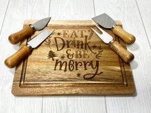 Load image into Gallery viewer, Acacia wood 5 piece cheese set - Laser engraved - Christmas